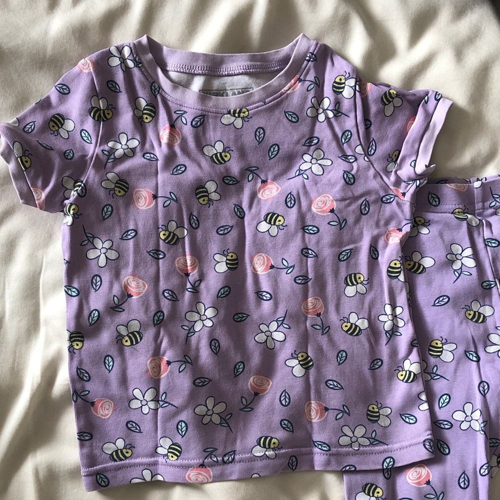3T Pajama Set - Picture 2 of 3